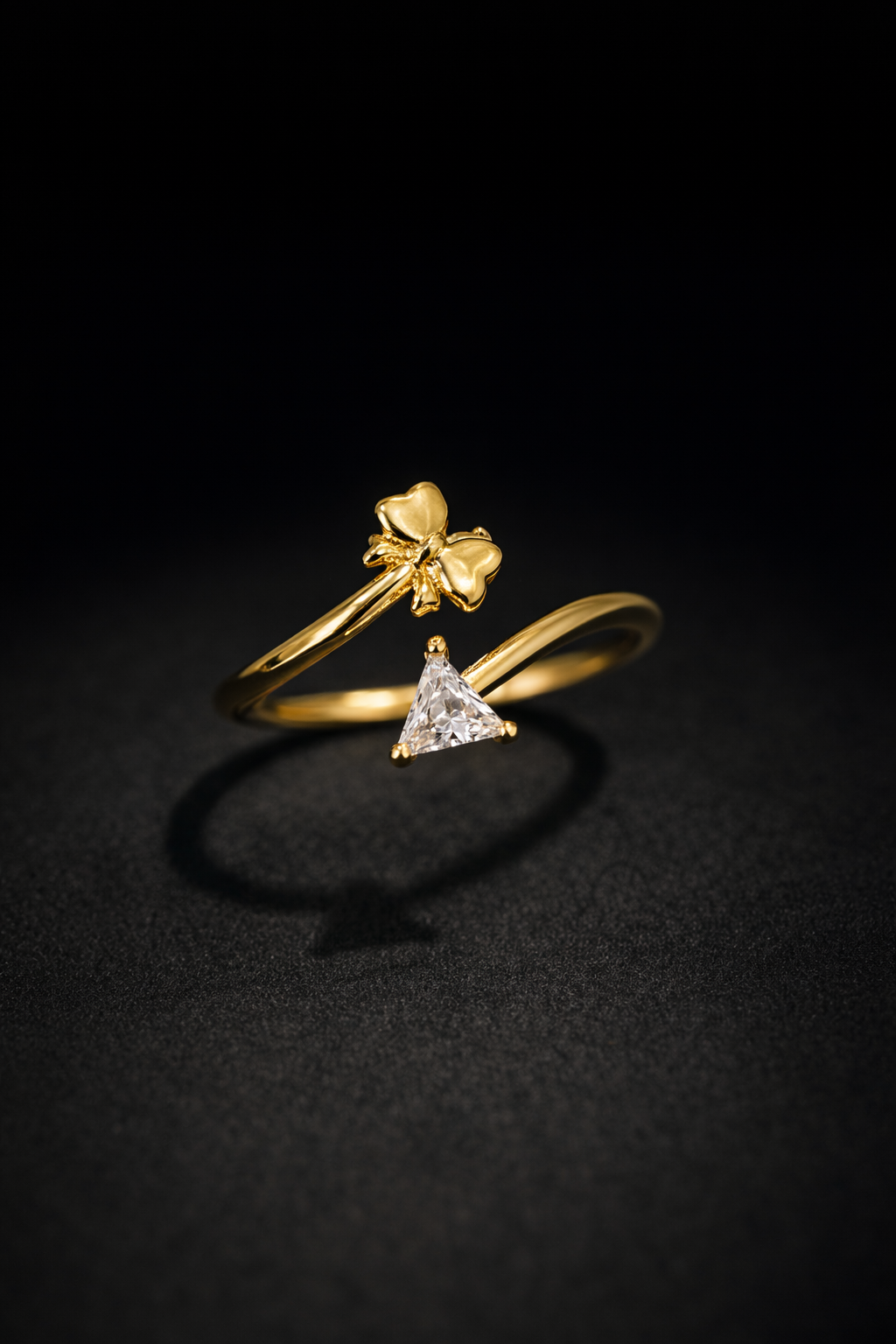 Lucky Clover Crystal Ring