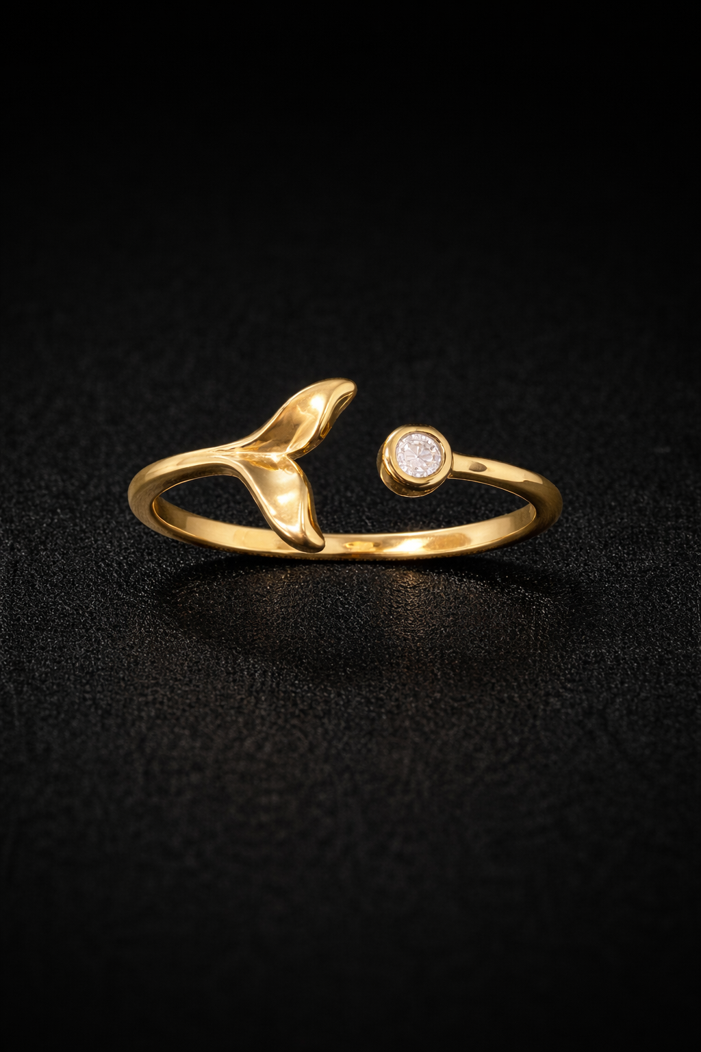 Golden Whale Tail Ring