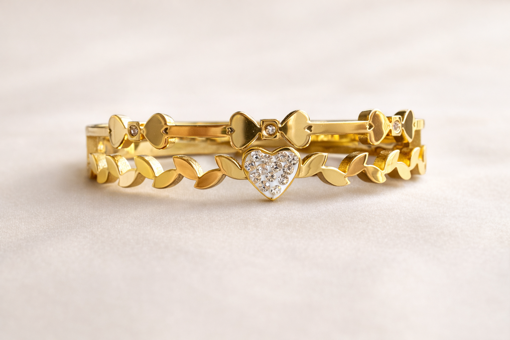 Amora Heart Diamond Gold Bangle