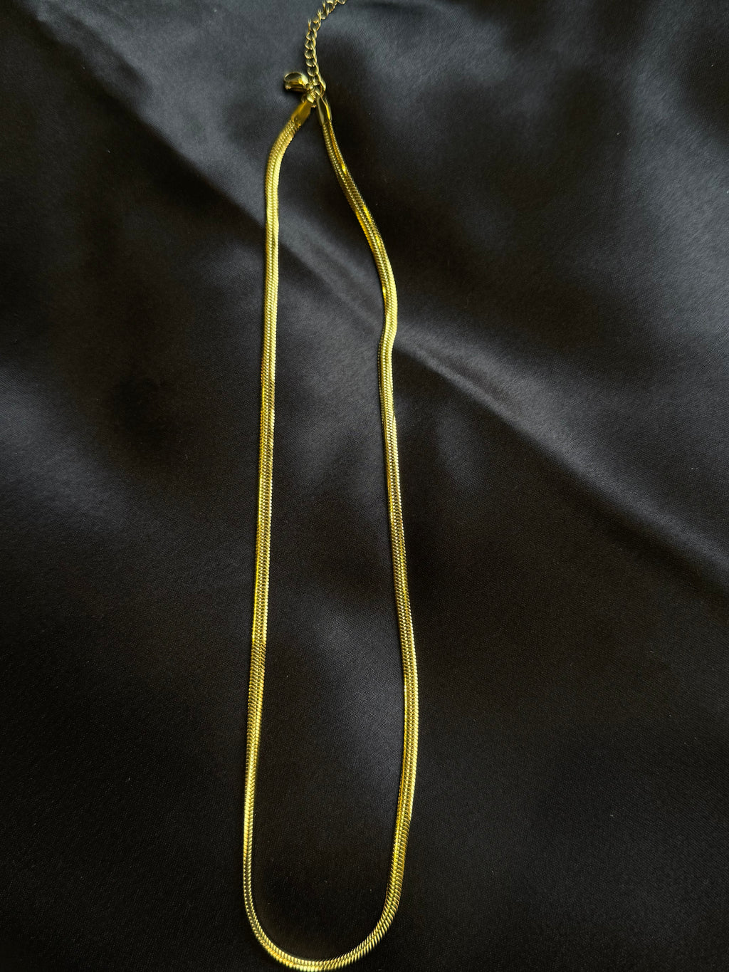 Essential Snake Chains