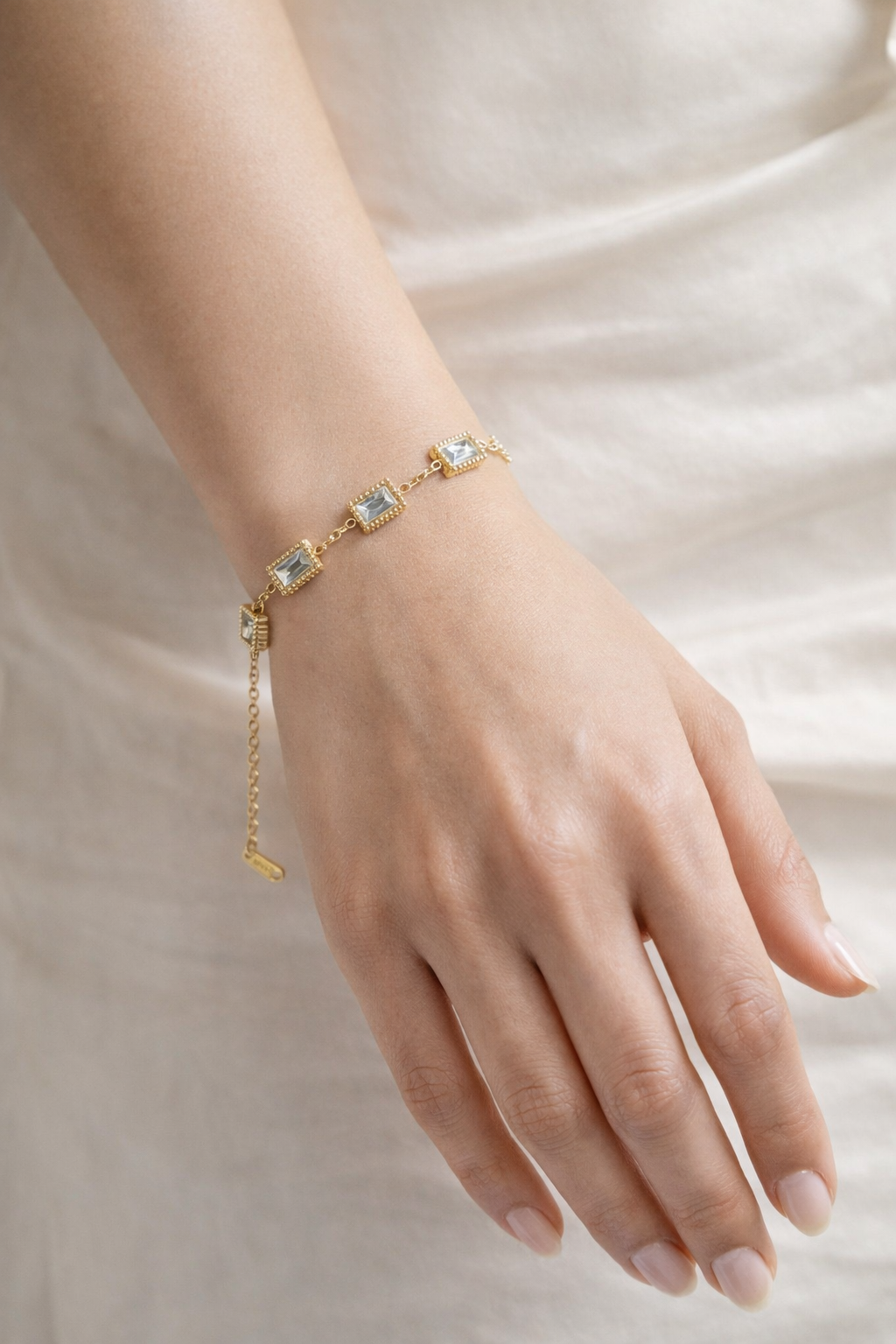 Baguette Stone Gold Bracelet